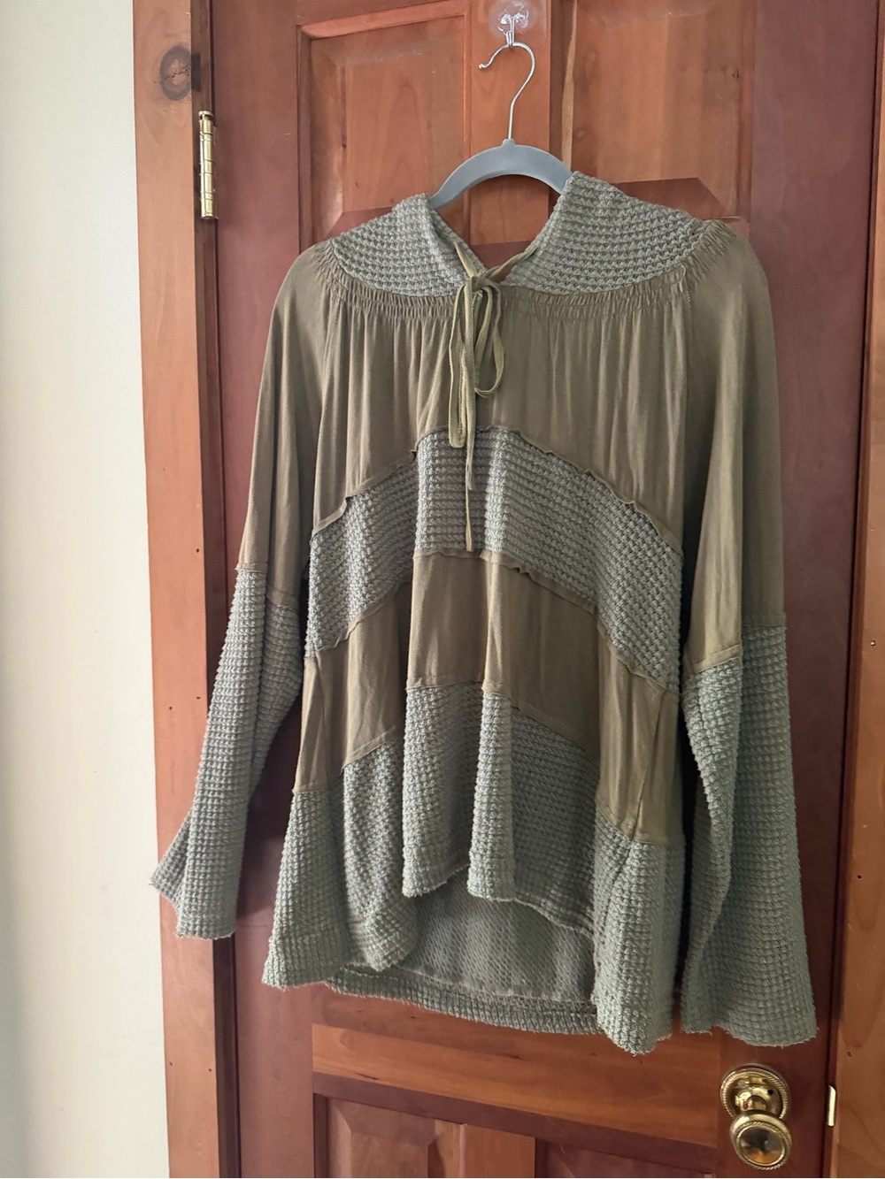 POL Boho Olive Green Knit-Paneled Tunic with Tie Neck - Picture 2 of 4